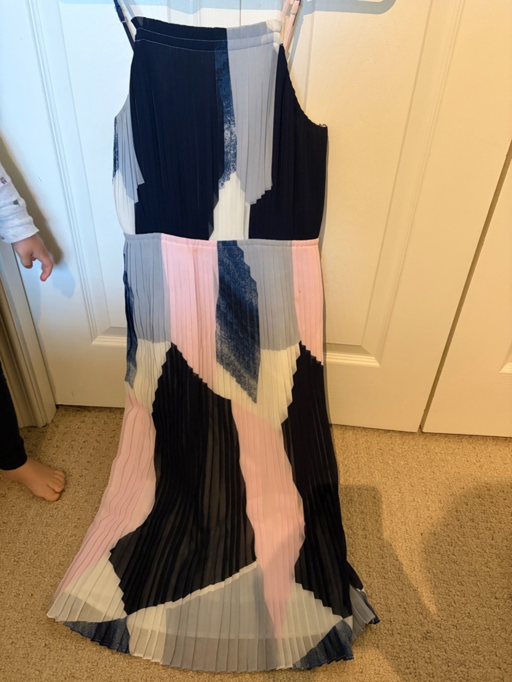BANANA REPUBLIC PLEATED DRESS